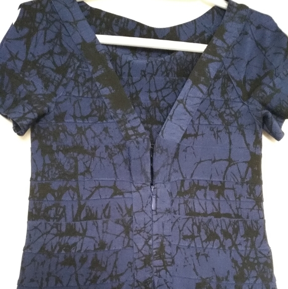 V back bodycon mini to knee length - Picture 2 of 13